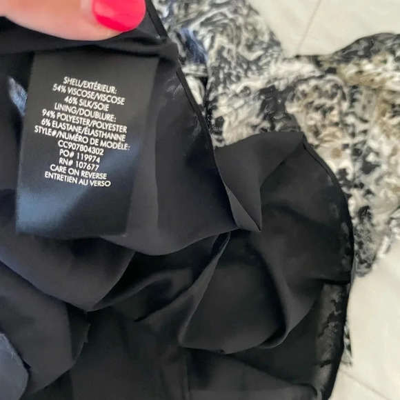 Alice + Olivia Athena snake print midi skirt - Picture 5 of 9